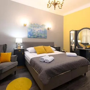  Apartman Korzo Filodrammatica